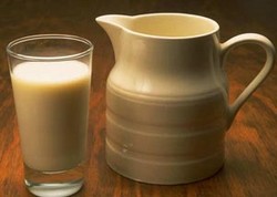 Как молоко взаимодействует с чайными антиоксидантами